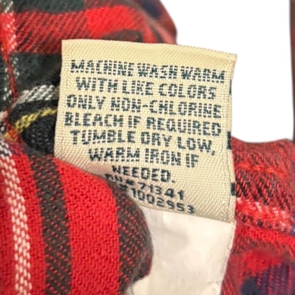 LL Bean Plaid Button Down Red Tartan Slightly Fitted Cabincore Lumberjack Size M - Picture 6 of 11